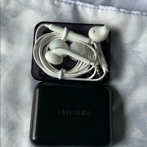 Never use Samsung earbuds